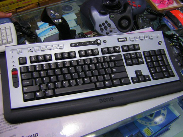������BenQ��X730 BMW������װͼƬ���� ��3�� -ZOL�йش����ߵ�3��