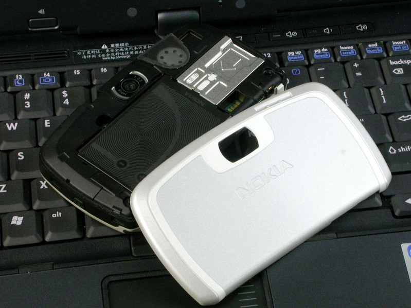 ŵ���ǣ�NOKIA��7710ͼƬ���� ��21�� -ZOL�йش����ߵ�21��