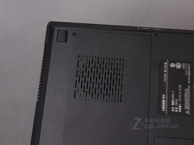 【人物效果图】神舟K590S灰色散热孔图片 图