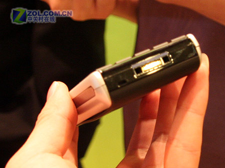 ���ᰮ���ţ�Sony Ericsson��P1cͼƬ���� ��51�� -ZOL�йش����ߵ�51��