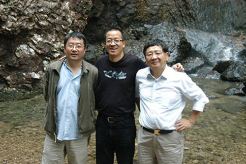 中佟大为的角色原型是新东方另一位创始人徐小