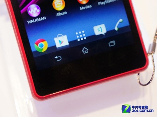 最强4.3英寸安卓机 索尼Z1 Compact试玩