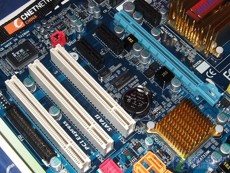 ���Σ�GIGABYTE��GA-P31-DS3LͼƬ���� ��8�� -ZOL�йش����ߵ�8��