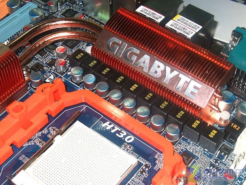 ���Σ�GIGABYTE��GA-MA790FX-DQ6 ��1��
