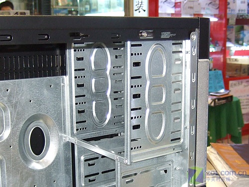 ���ĿƼ���Maxin����������ϵ��301ͼƬ���� ��13�� -ZOL�йش����ߵ�13��