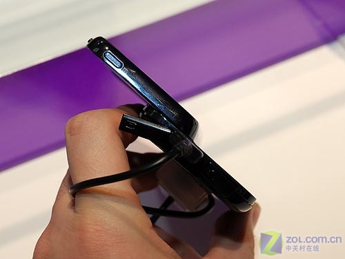���ǣ�Samsung��F700ͼƬ���� ��41�� -ZOL�йش����ߵ�41��