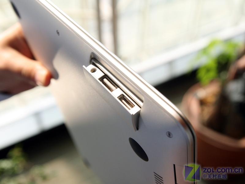 ���ڶ���:���糬��MacBook Air��½ZOLͼƬ����,ͼ61-ZOL�йش����ߵ�61��