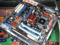 ��������ô�! E7200�ռ��籩�ѿ�ʼͼƬ����,ͼ3-ZOL�йش����ߵ�3��