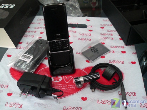 ŵ���ǣ�NOKIA��8800AͼƬ���� ��26�� -ZOL�йش����ߵ�26��