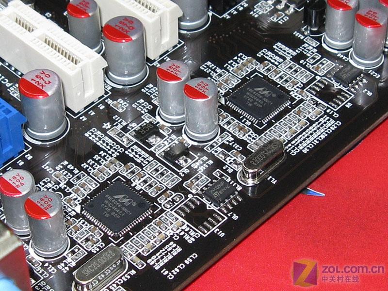 �߲ʺ磨Colorful��ս��C.P45 X7ͼƬ���� ��18�� -ZOL�йش����ߵ�18��