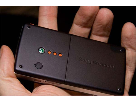 ���ᰮ���ţ�Sony Ericsson��W958cͼƬ���� ��81�� -ZOL�йش����ߵ�81��