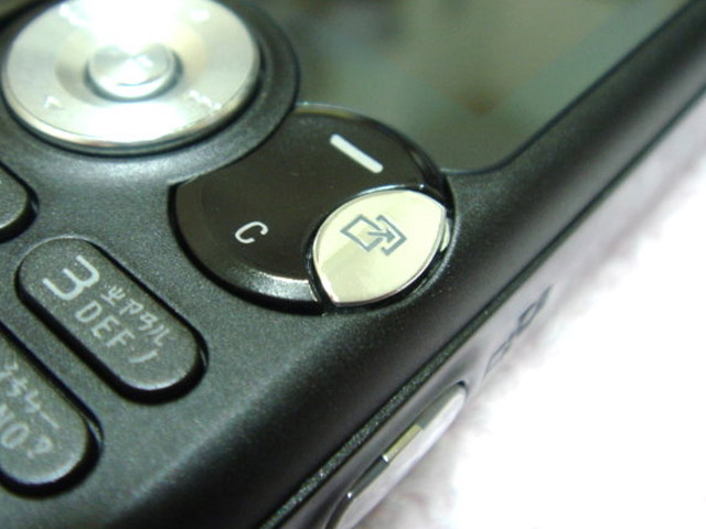 ���ᰮ���ţ�Sony Ericsson��W810cͼƬ���� ��79�� -ZOL�йش����ߵ�79��