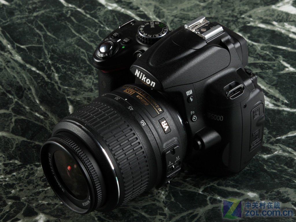 nikon d5000尼康数码单反摄影手册_nikon d5000标配 镜头_nikon d5000