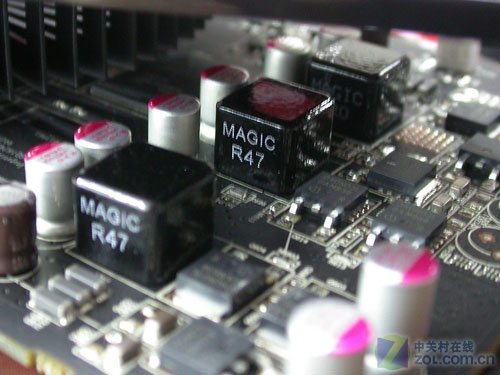 �ͼ۷���GTS250 AIB����HD5750��ɱ799ͼƬ����,ͼ3-ZOL�йش����ߵ�3��