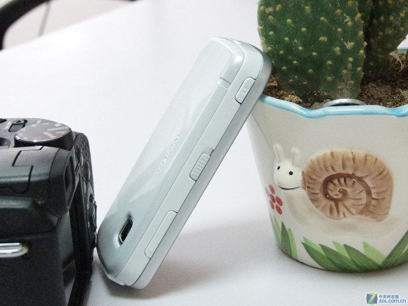 ŵ���ǣ�NOKIA��5230 ��1��