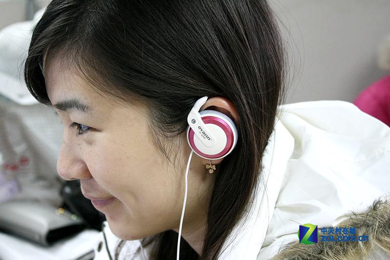 Ů�Գ��ֱر���ŷ��OV-Q18MV��������ͼƬ����,ͼ8-ZOL�йش����ߵ�8��