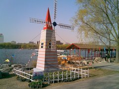 200万像素成主流 2006超值拍照手机推荐