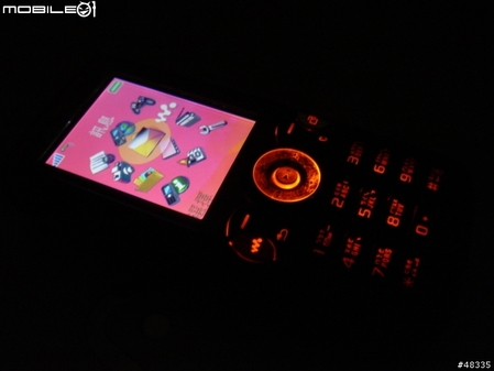 3_索尼爱立信 W810c