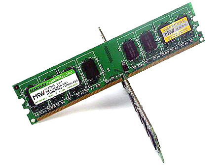 ������MAKWAY��1GB DDR2 667 ��1��