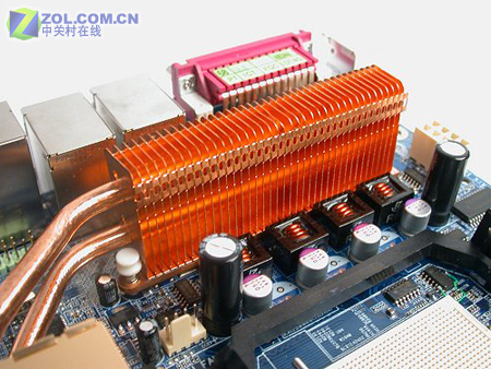 ���Σ�GIGABYTE��M59SLI-S5ͼƬ���� ��5�� -ZOL�йش����ߵ�5��