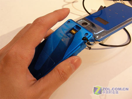 320��AF����Բ�� ��ʿͨF902iS��ȫ��һͼƬ����,ͼ2-ZOL�йش����ߵ�2��