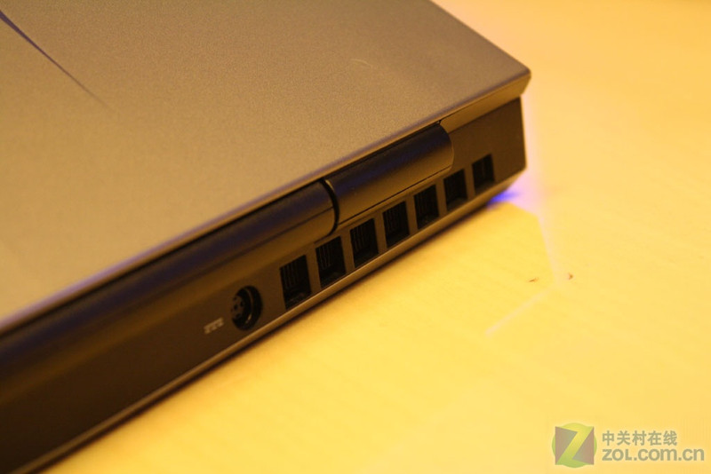 С�ͺ�ը�� Alienware M11x�׷�ͼ��ͼƬ����,ͼ22-ZOL�йش����ߵ�22��
