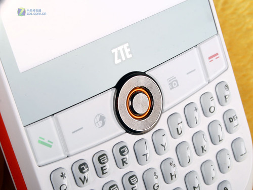 ˫˫+QWERTY<A href=http://www.zhujiangroad.com/price/keyset.html TARGET=_blank><u><font color=#000000></font></u></a> X990ϸ 