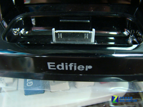 点缀家居生活 漫步者M35数字音响890元