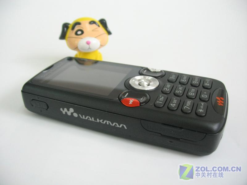 ���ᰮ���ţ�Sony Ericsson��W810cͼƬ���� ��51�� -ZOL�йش����ߵ�51��