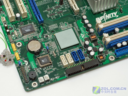 ��ʯ��DFI��DFI INFINITY 975X-GͼƬ���� ��3�� -ZOL�йش����ߵ�3��