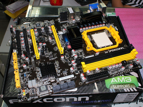 富士康A9DA-S 890GX主板全板 双卡交火功能 售899元