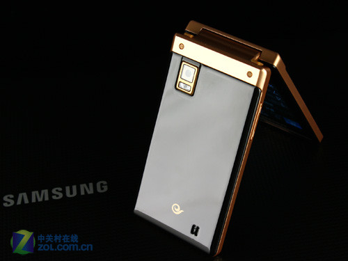 Android2.2双触控屏 三星W899静态评测
