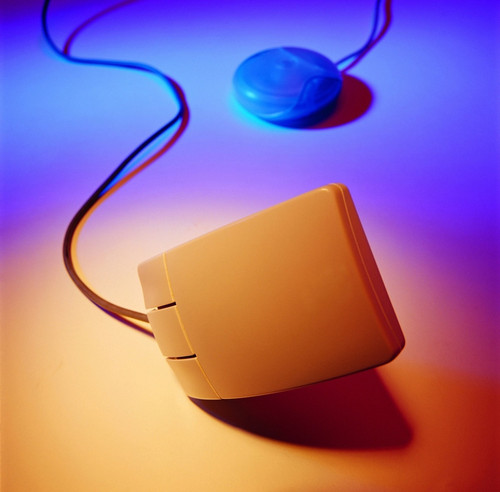 ν<A href=http://www.zhujiangroad.com/price/mouse.html TARGET=_blank><u><font color=#000000></font></u></a>ҵ· 
