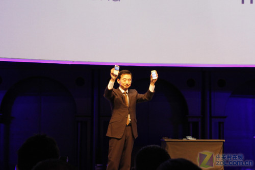 社交时代 谈HTC Facebook手机独特魅力