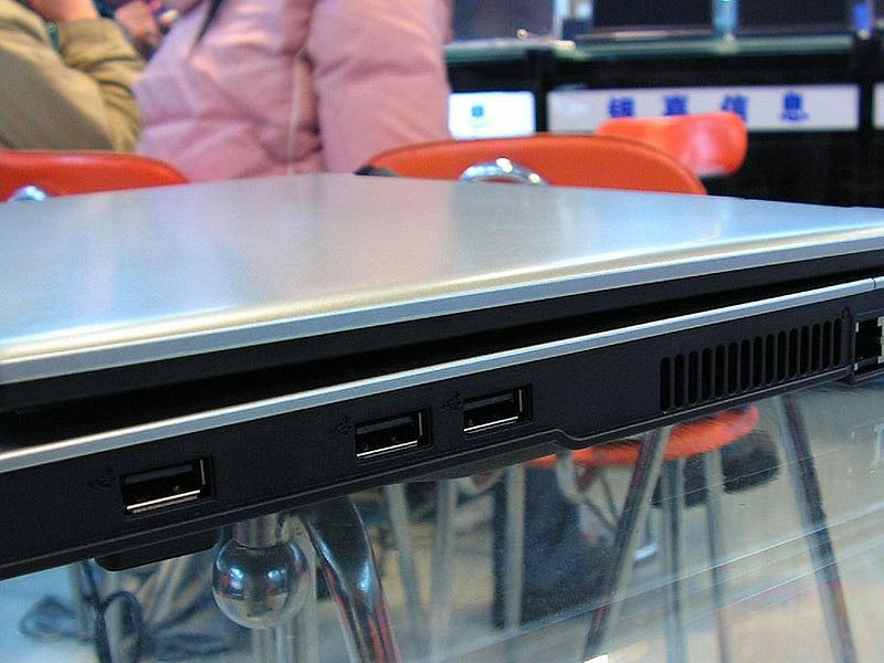 Acer�곞Acer TravelMate 2423NWXMͼƬ���� ��7�� -ZOL�йش����ߵ�7��
