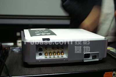 国产家用投影机骄傲 明基PE7700评测 