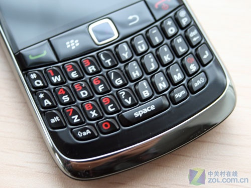 黑莓9000_黑莓9000那个rom好用_黑莓9000轨迹球滚动