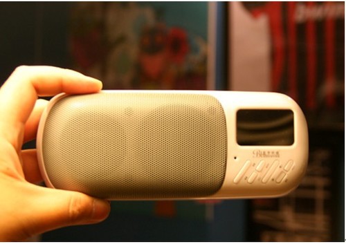 ��ɫ����Q8�������  �޾����� 