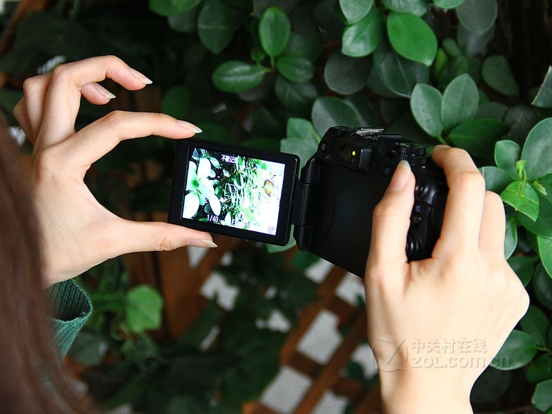 【手持效果图】<em>佳能g12</em>外观<em>图片</em> 图27-zol中关