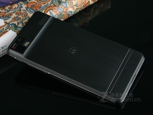 摩托罗拉 XT928 黑色 背面图 
