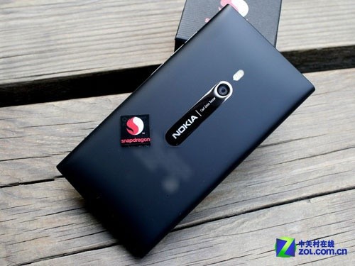电信定制版Lumia800 诺基亚800C上手评测
