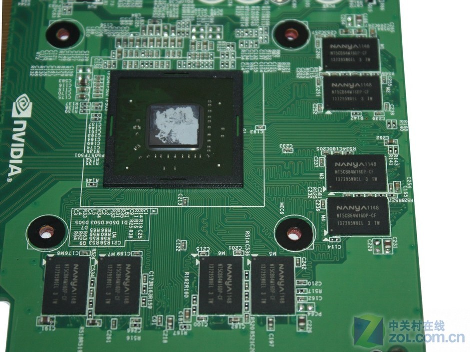 为了完成全新的OEM产品线布局,NVIDIA于2012年5月15日正式发布了三款新产品GT630/GT620以及GeForce605,三款新产品均完整支持DirectX 11,且同属单槽刀版方案,功耗及稳定性表现出众,适合各种商务应用环境使用。翔升与第一时间响应了NVIDIA所发布的新品,接连发布了旗下全部的GT600产品线产品,将稳定性以及实用性等OEM领域的特性带入到了DIY领域中。接下来,就让我们一起看一看翔升本次发布的各种新品吧。 作者:顾杰 2012-05-16 05:01