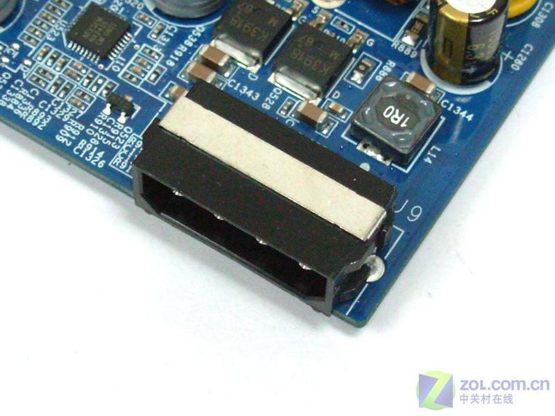 ���Σ�GIGABYTE��NX79G256DP-RHͼƬ���� ��3�� -ZOL�йش����ߵ�3��