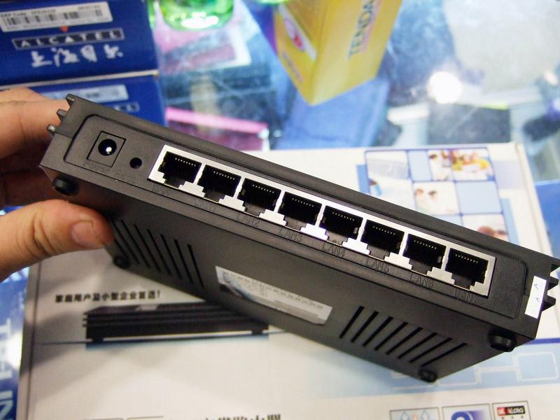 PS2���� ������8�ڰ칫·�ɽ���190ԪͼƬ����,ͼ5-ZOL�йش����ߵ�5��