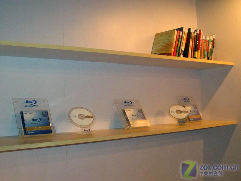 ���ٺ��� ����18X �������¼������ͼƬ����,ͼ3-ZOL�йش����ߵ�3��