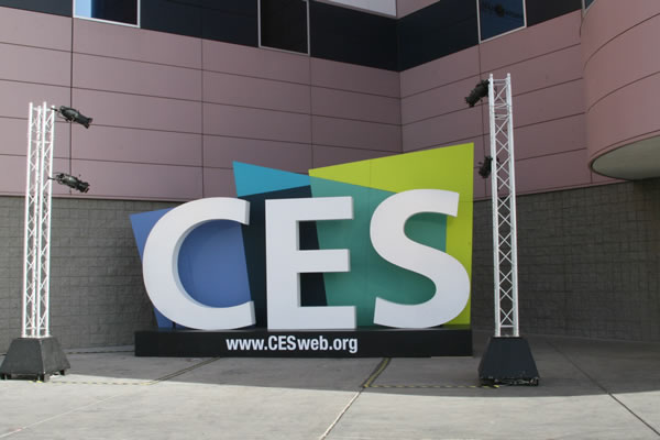 CES40������ 2007�������ѵ���չ��ʽ��ĻͼƬ����,ͼ1-ZOL�йش����ߵ�1��