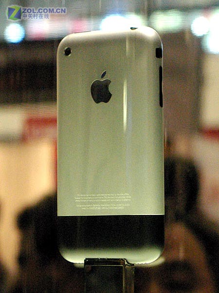 ���ڲ������еĽ��� ƻ��iPhone�����ͼƬ����,ͼ3-ZOL�йش����ߵ�3��