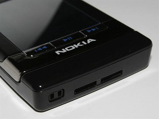ŵ���ǣ�NOKIA��N76ͼƬ���� ��72�� -ZOL�йش����ߵ�72��