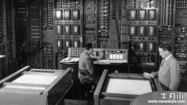 了解计算机的诞生,发展及应用_高性能计算机发展史_计算机发展历史图片