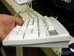 双接口 三星SEM-DT35游戏键盘降30元 